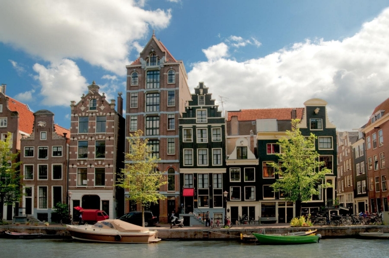Blick auf die Grachten in Amsterdam, Niederlande